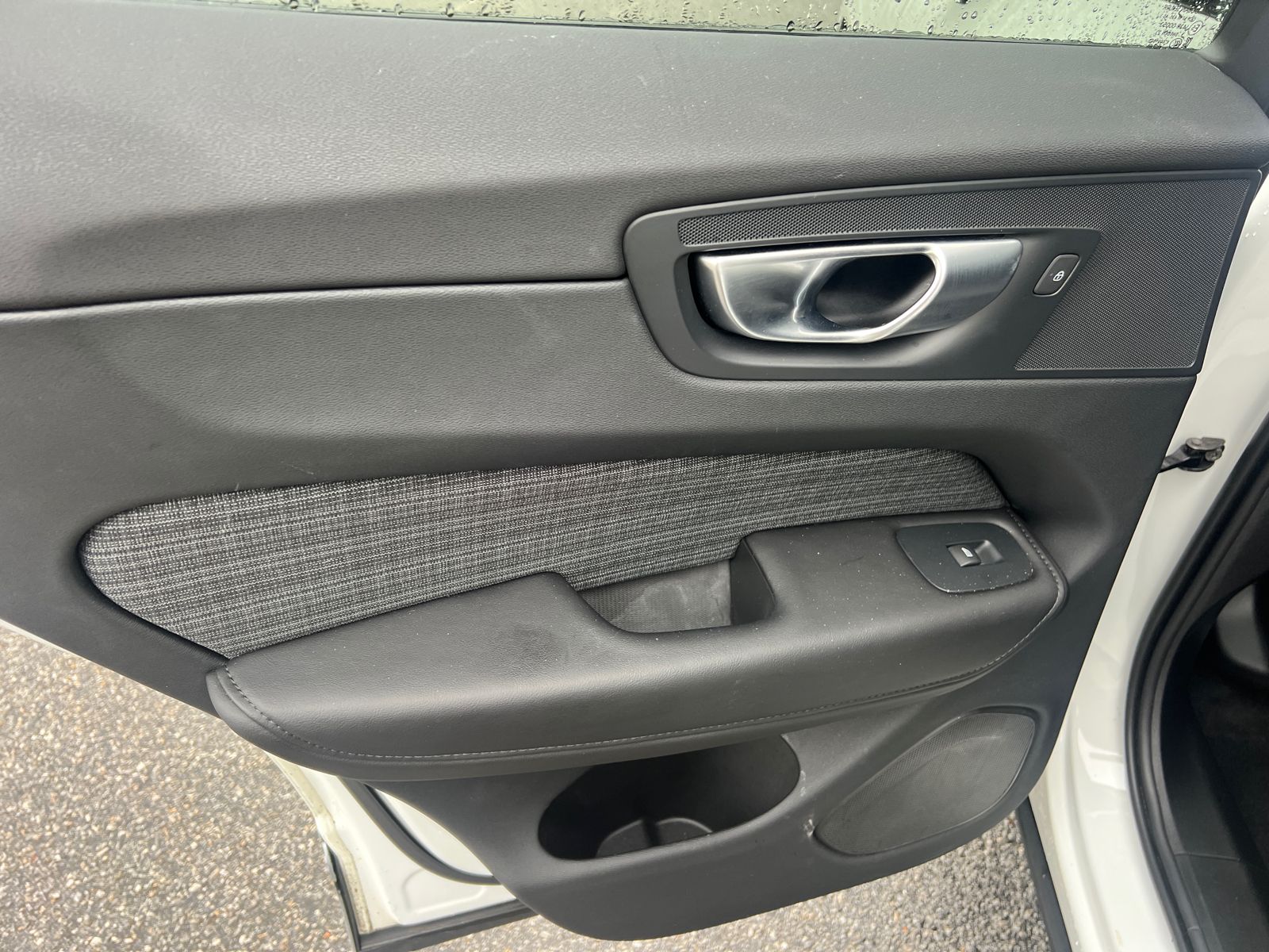 2024 Volvo XC60 Core - Photo 23