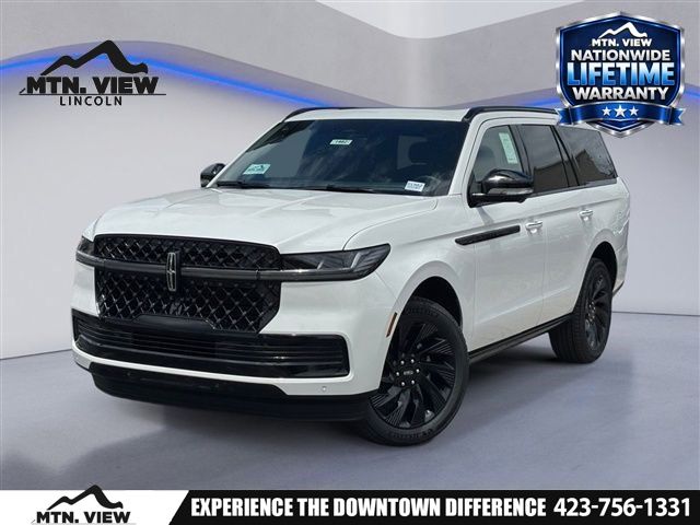 White Metallic 2026 Lincoln Navigator SUV / Crossover Four-Wheel Drive Automatic