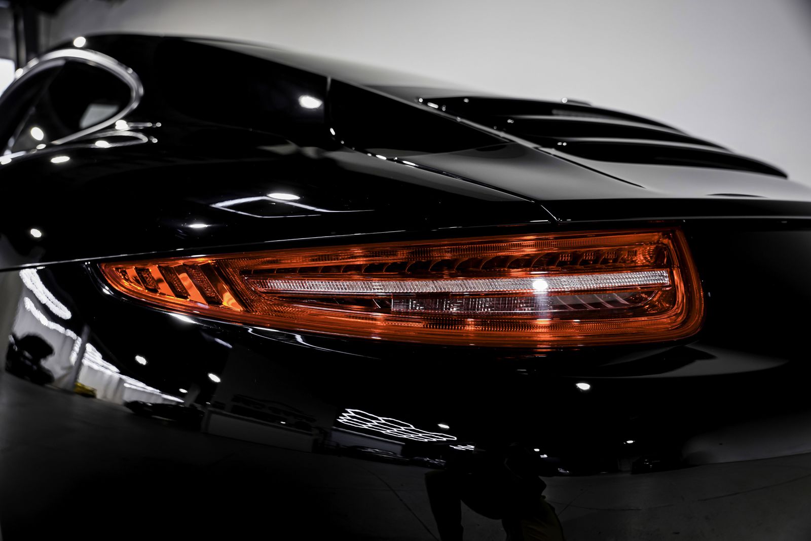 2014 Porsche 911 Carrera S — photo 32