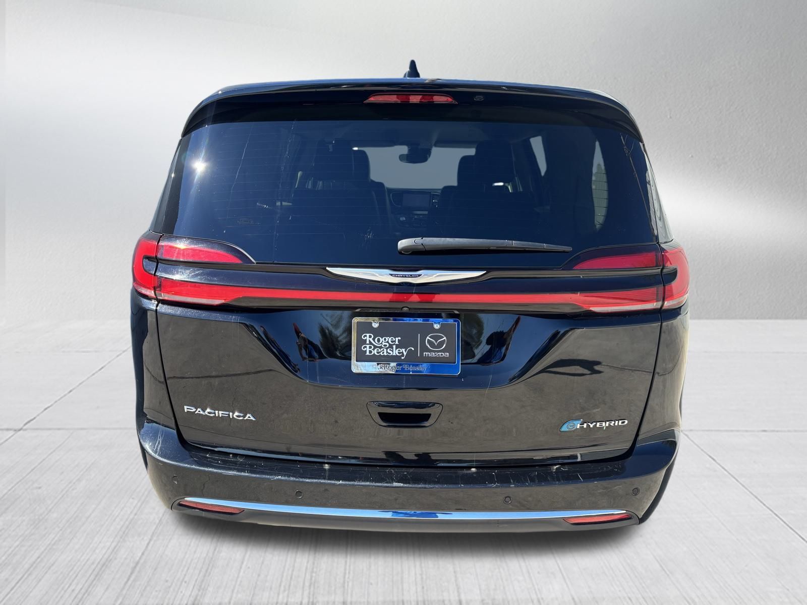 Used Car 2024 Chrysler Pacifica Hybrid  Select For Sale Under $35,000 In Austin, Texas