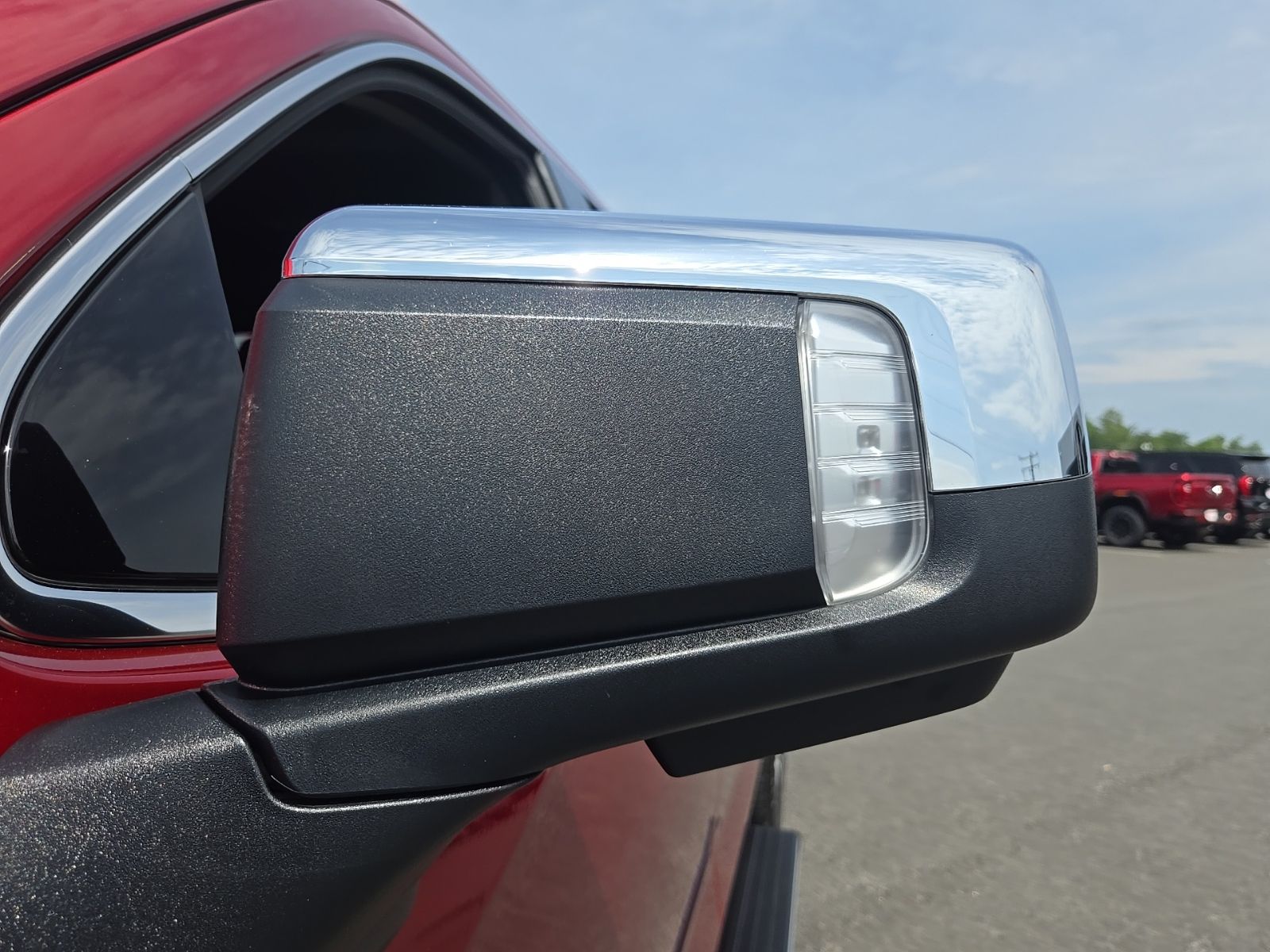 Used 2024 Red GMC Denali image 35