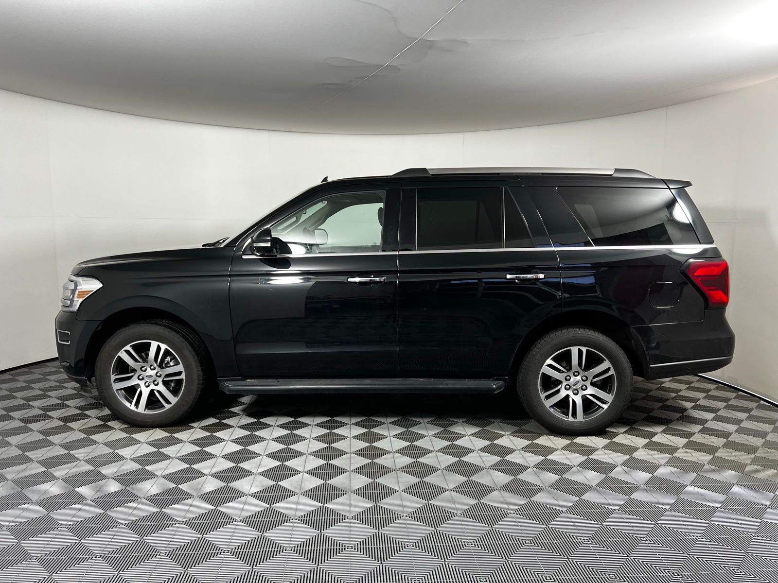 Thumbnail: 2024 Ford Expedition - 8