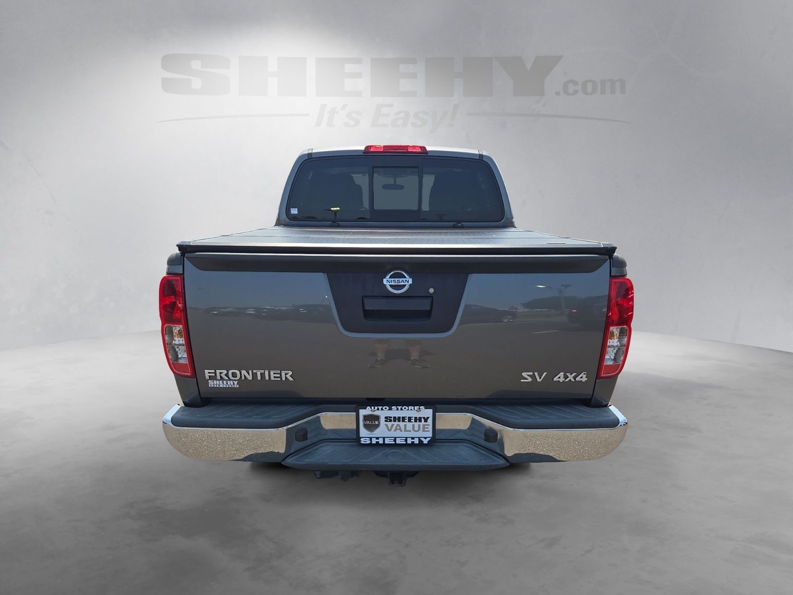 Used 2019 Gray Nissan SV image 12