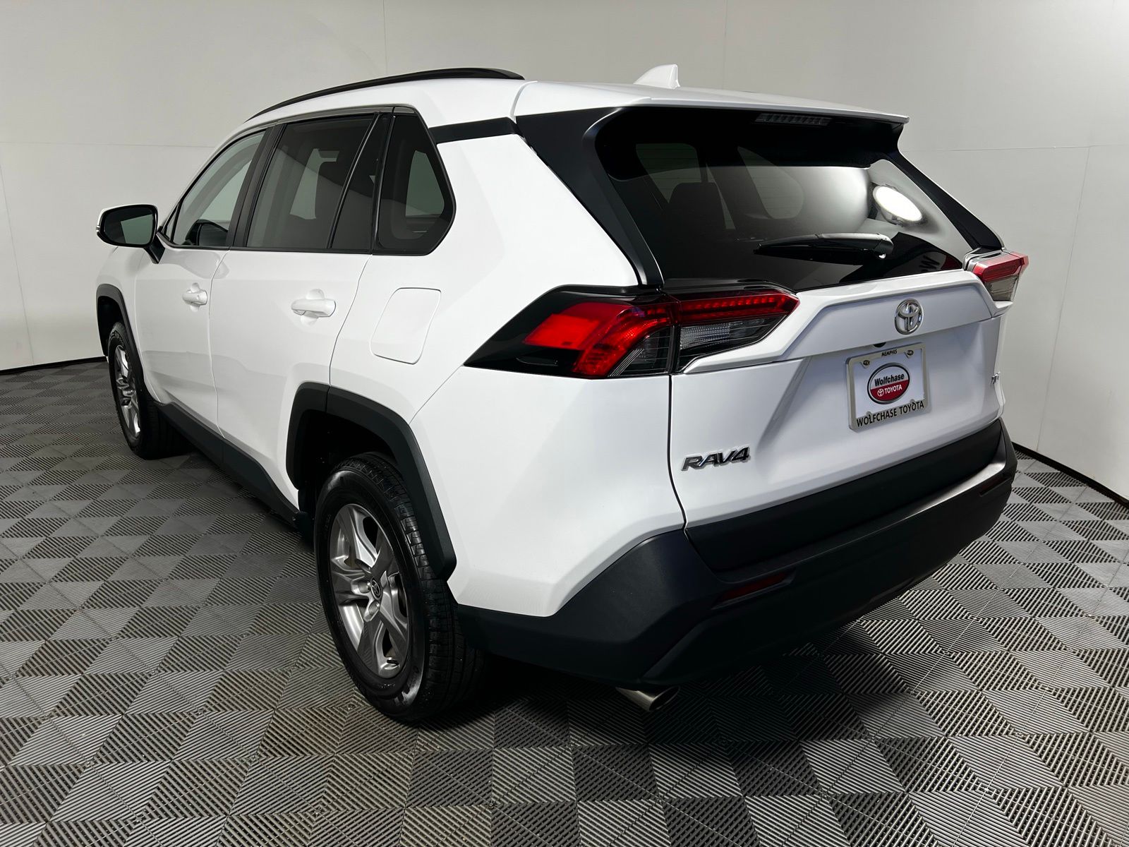 Thumbnail: 2024 Toyota RAV4 - 7