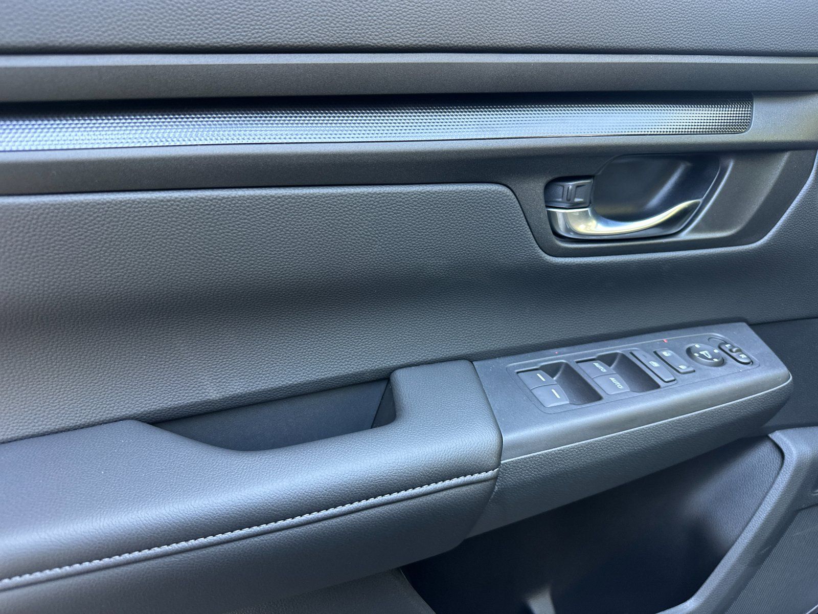 2026 Honda CR-V EX - Photo 11