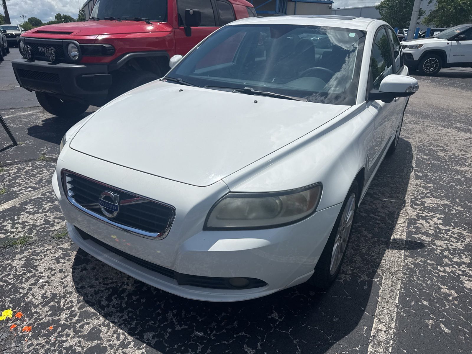 White 2011 Volvo S40 Sedan 5-Speed Automatic