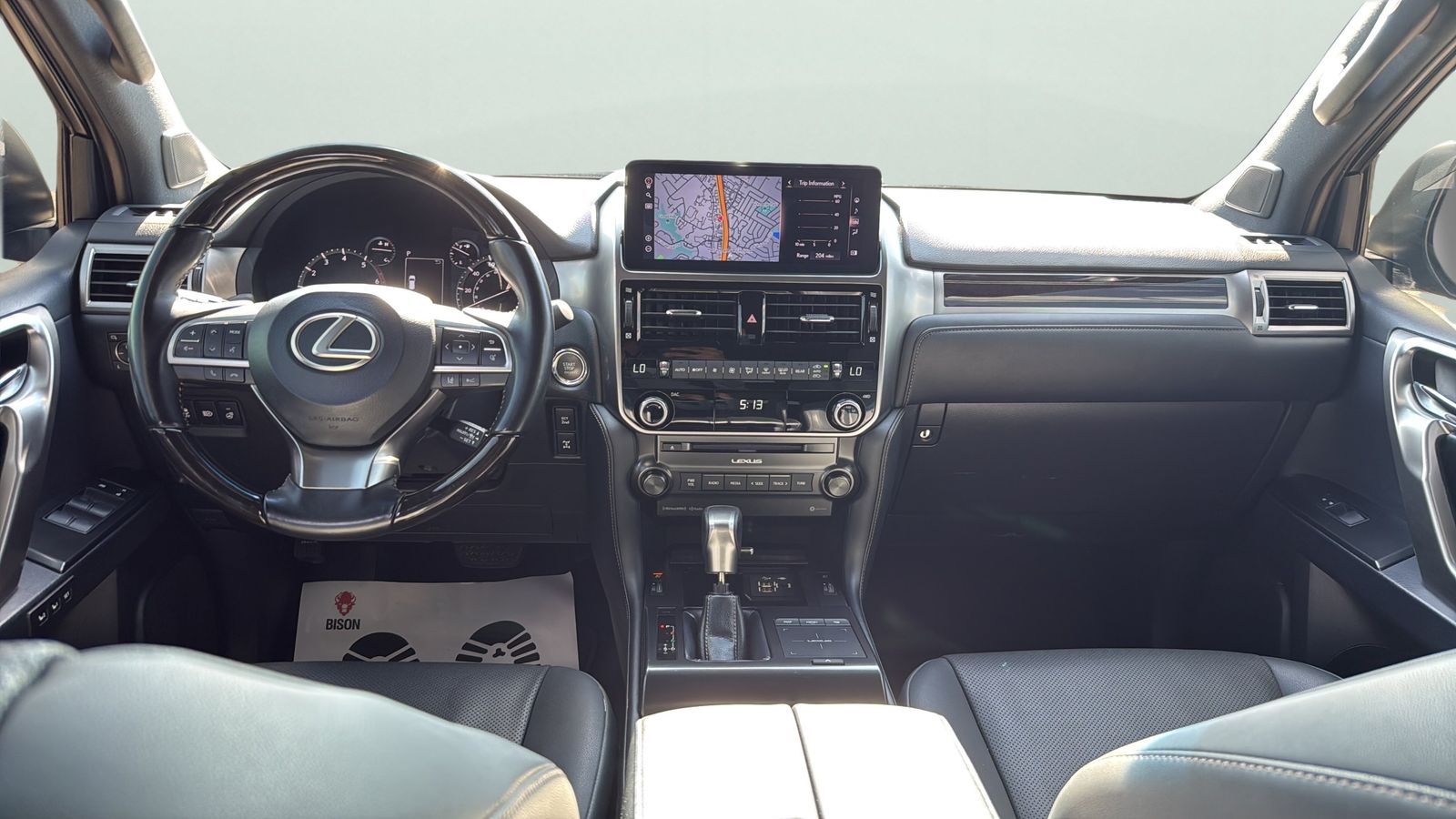 Used 2023 Black Lexus 460 image 21