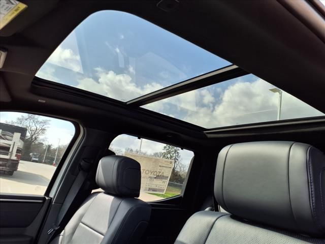 2025 Toyota Tundra Hybrid Platinum - 4