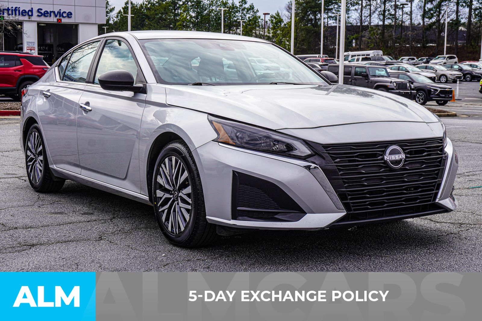 Used 2024 Silver Nissan 2.5 SV image 5