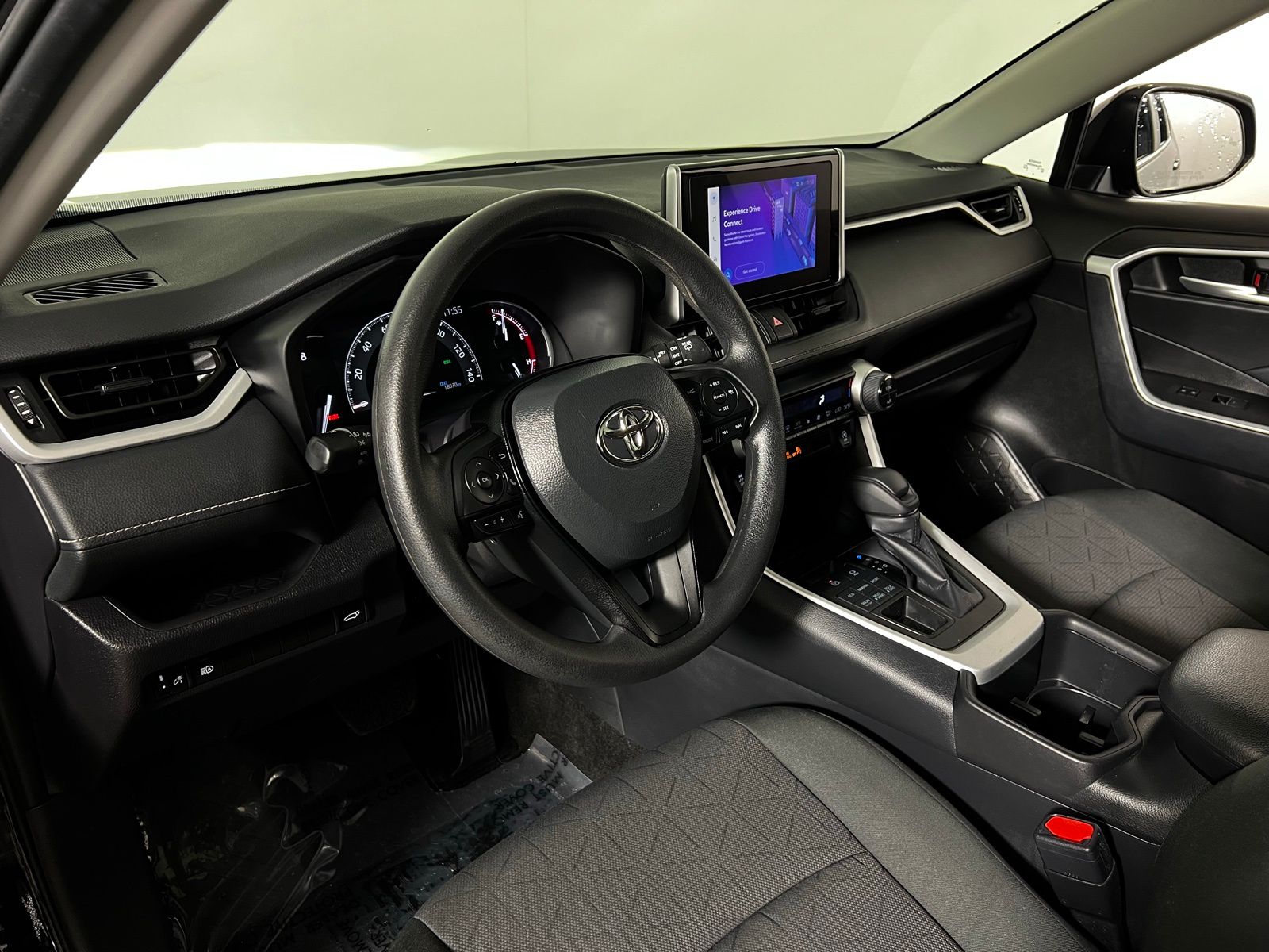 Thumbnail: 2025 Toyota RAV4 - 12