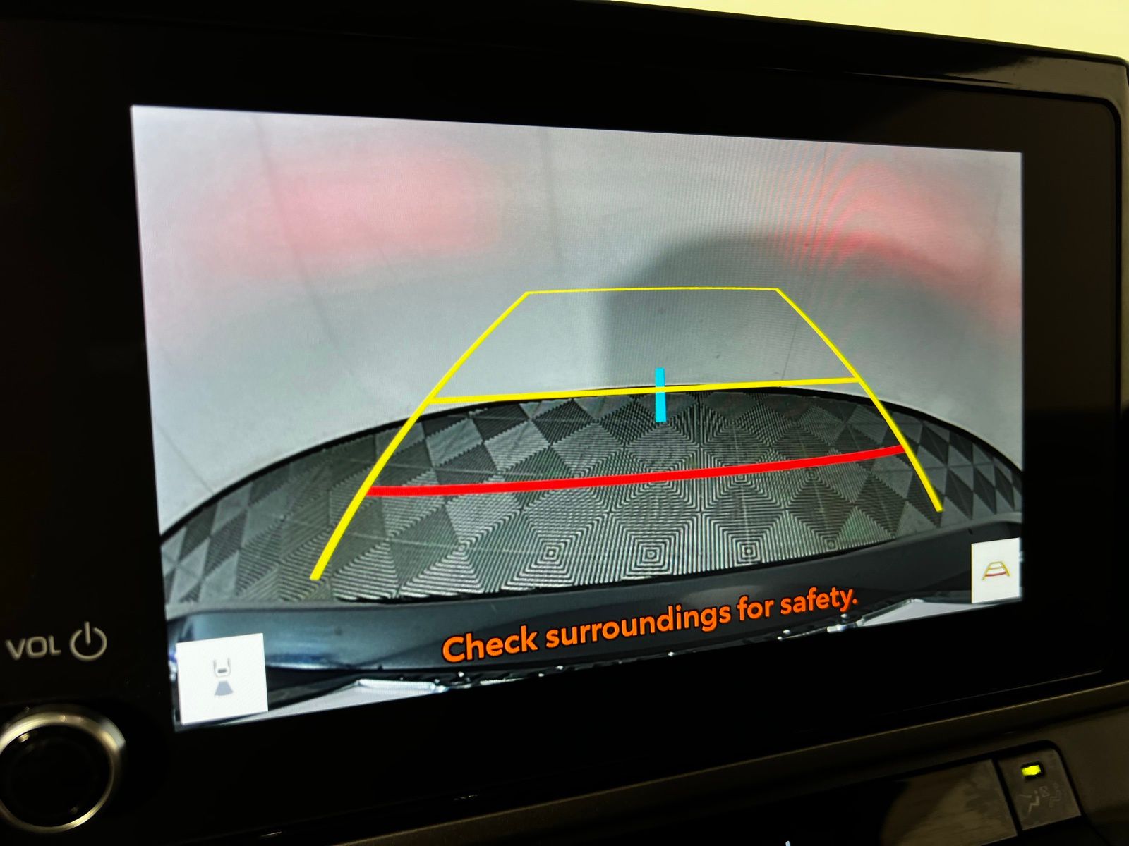 Thumbnail: 2025 Toyota Camry - 18