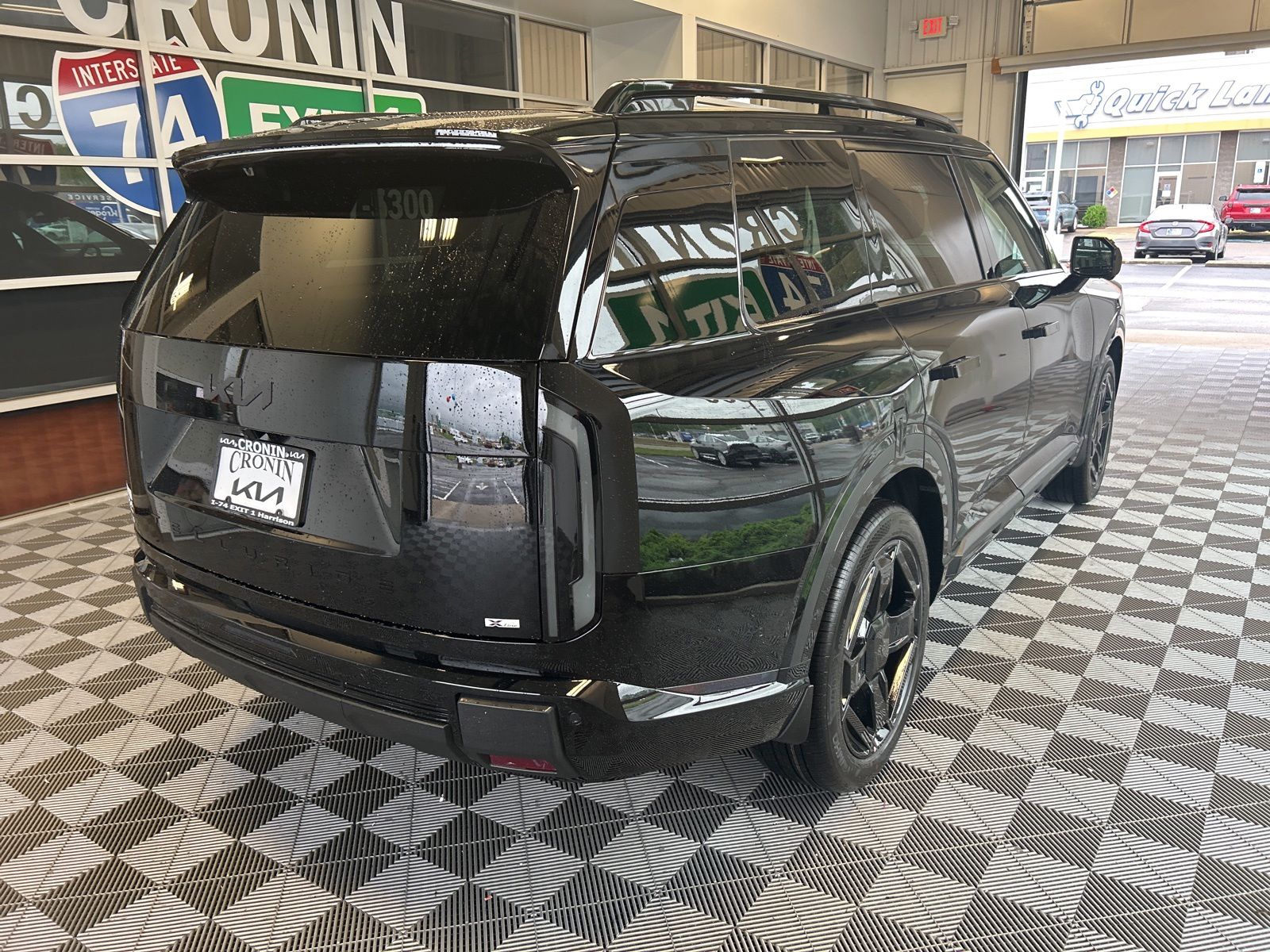 View vehicle photo 6