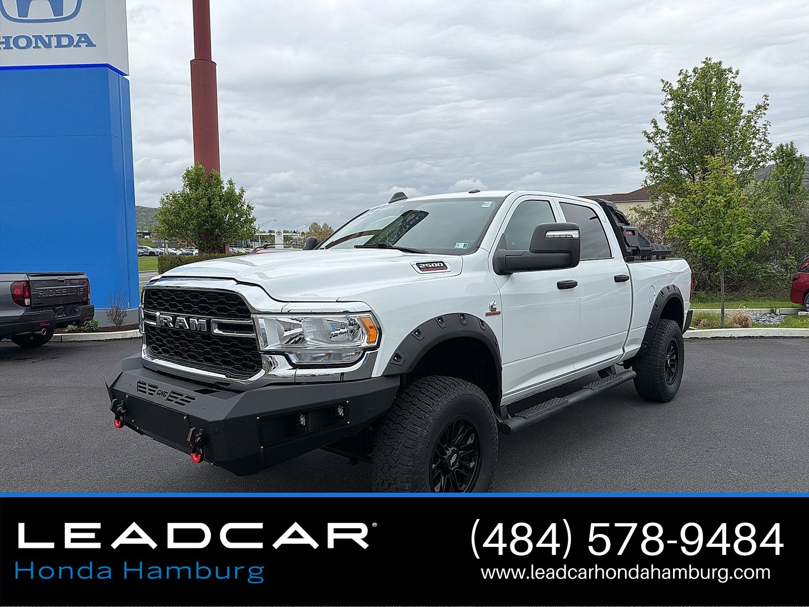 Bright White Clearcoat 2024 RAM 2500 Pickup Truck Four-Wheel Drive 6-Speed Automatic