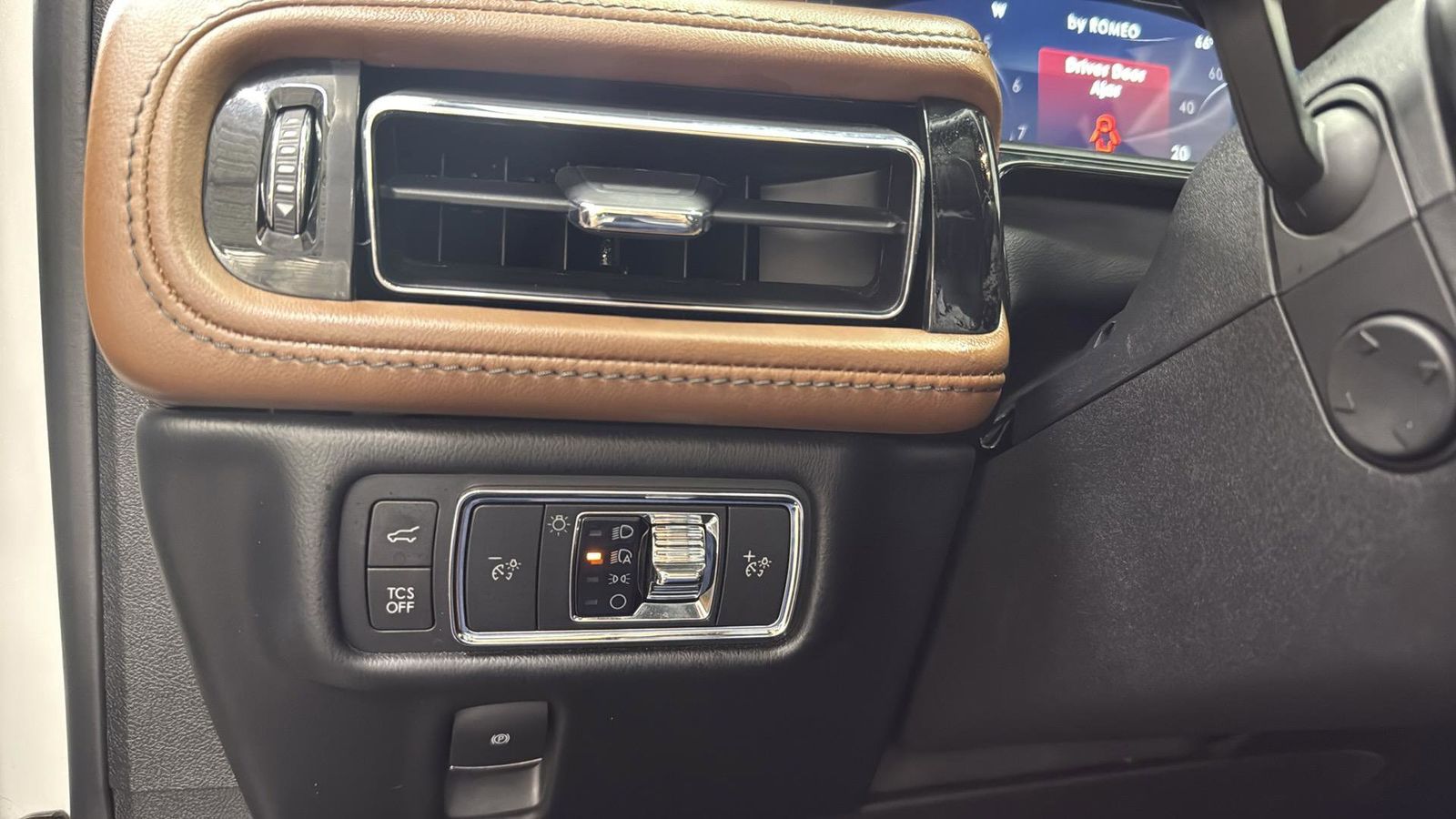 Used Car 2022 Lincoln Nautilus  Reserve For Sale Under $40,000 In Austin, Texas