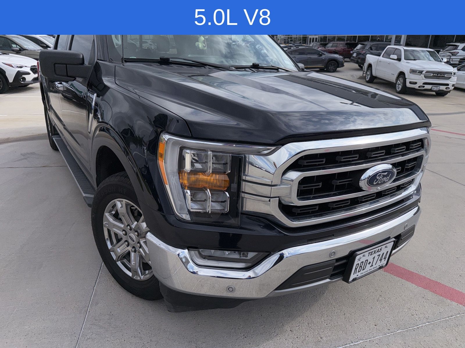 View vehicle photo 2