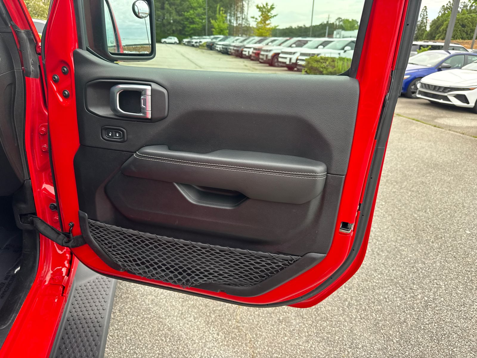 Used 2021 Firecracker Red Clearcoat Jeep Unlimited Sahara image 14