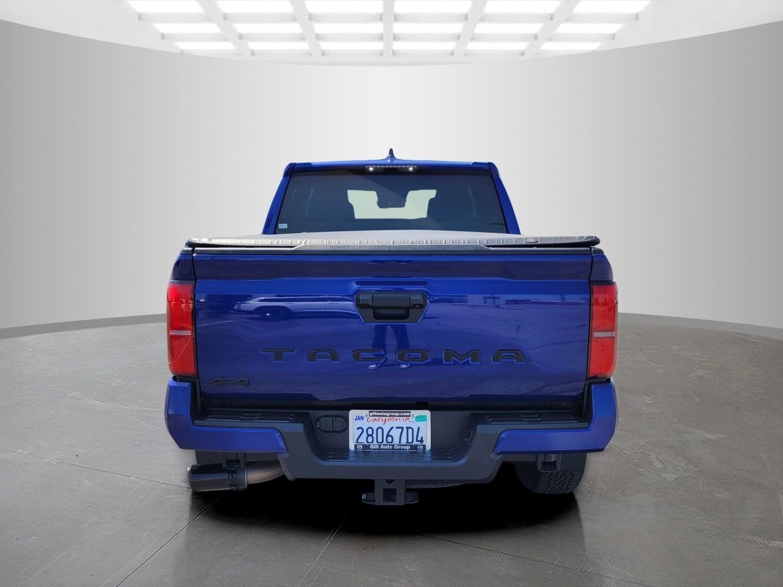 View vehicle photo 5