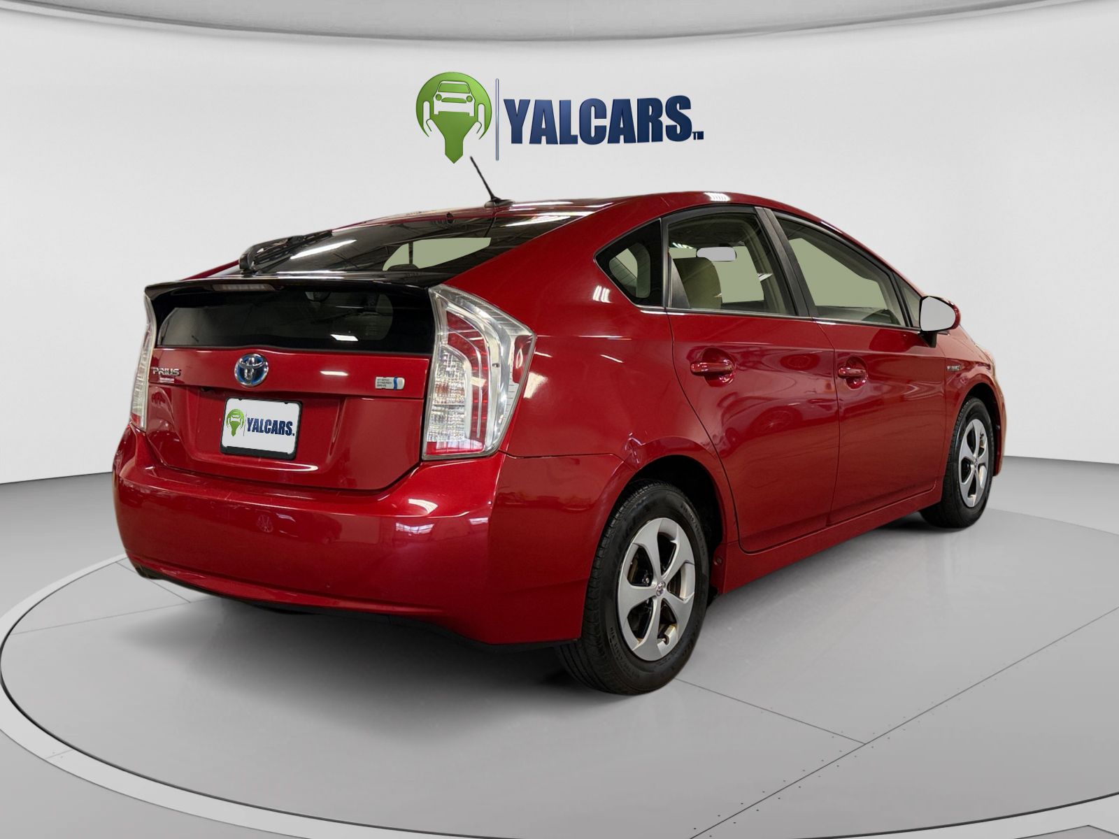 View vehicle photo 5