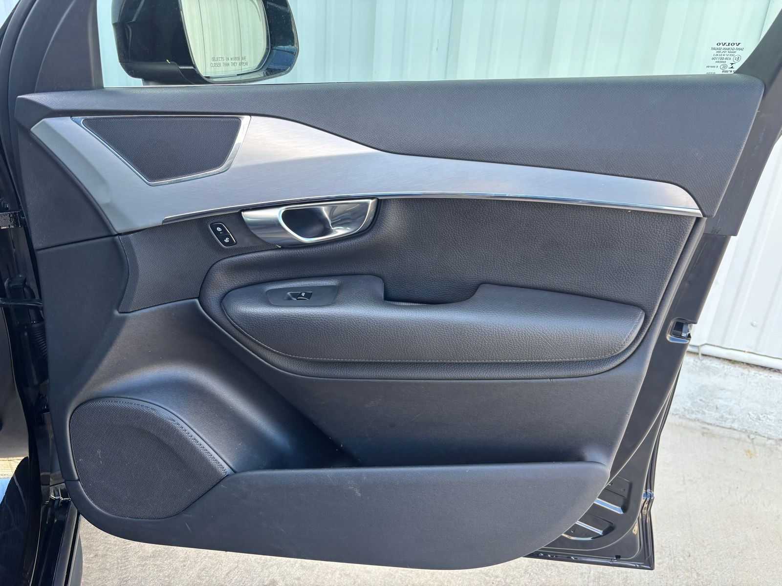 Used Car 2017 Volvo Xc90  T6 Momentum For Sale Under $20,000 In Austin, Texas