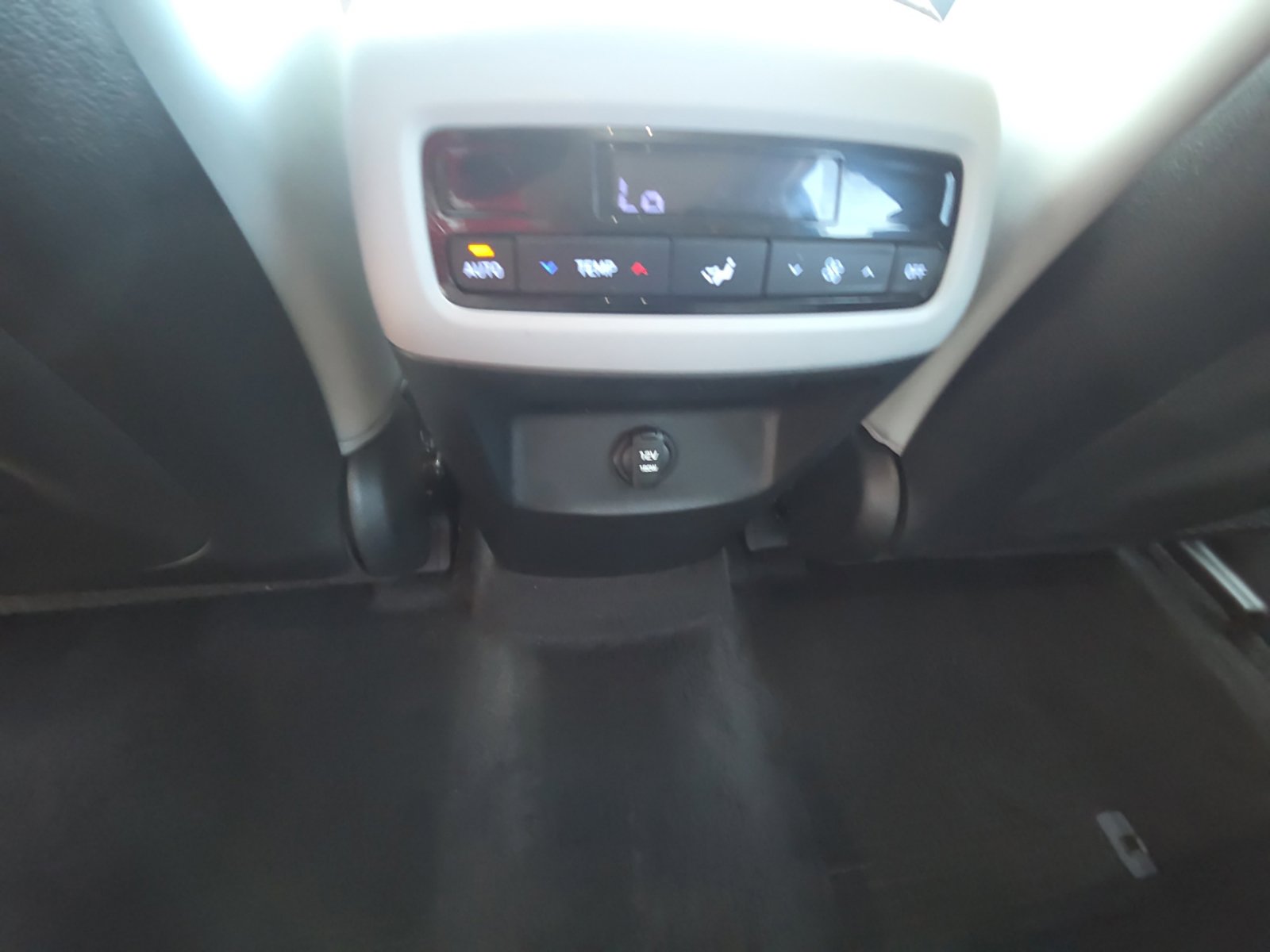 Used 2024 Black Hyundai SEL image 35