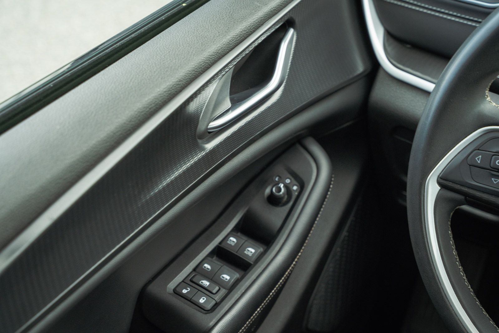 Used 2024 Jeep Grand Cherokee L SUV