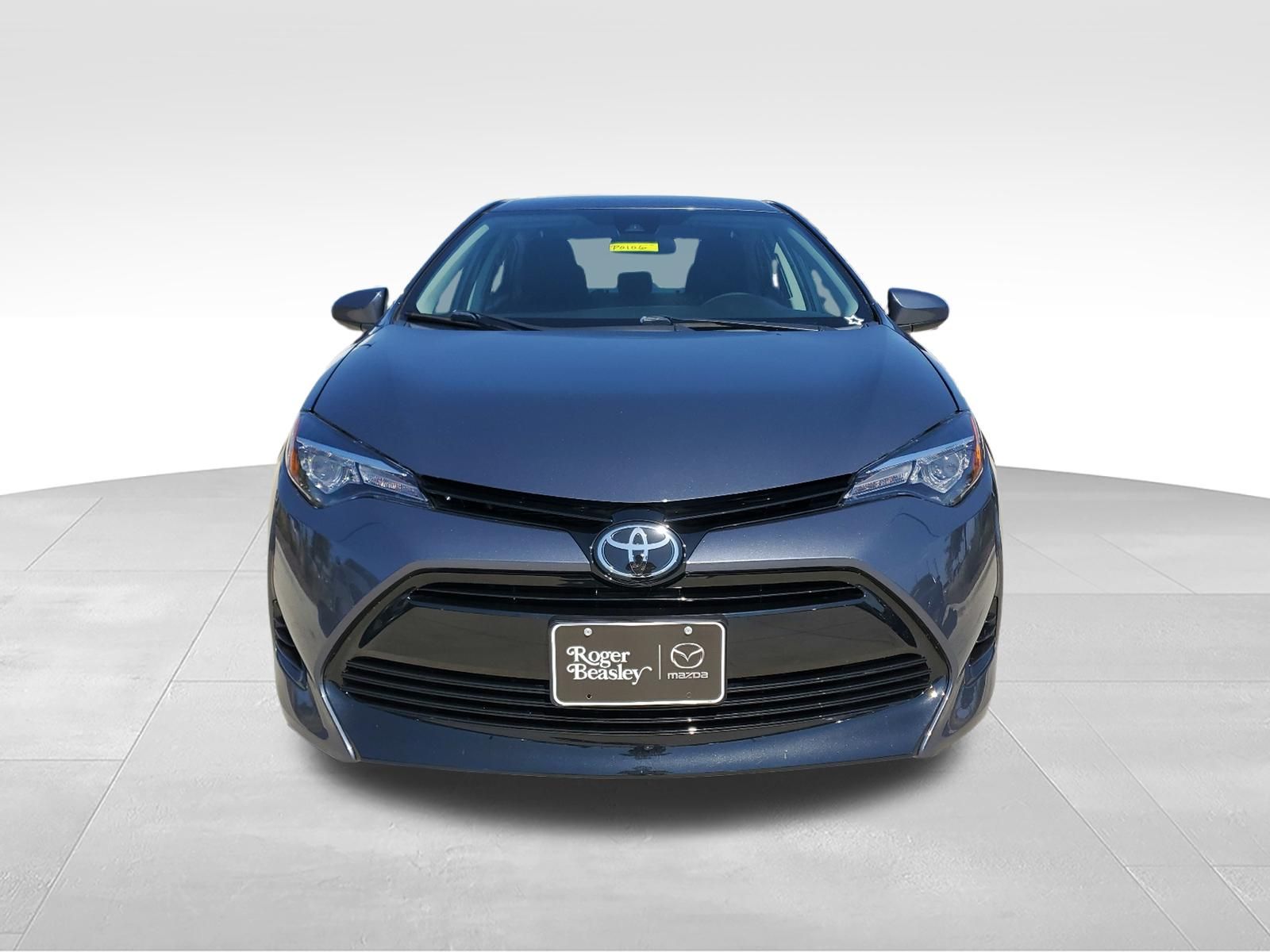Used 2018 Toyota Corolla LE with VIN 5YFBURHE6JP812203 for sale in Leander, TX