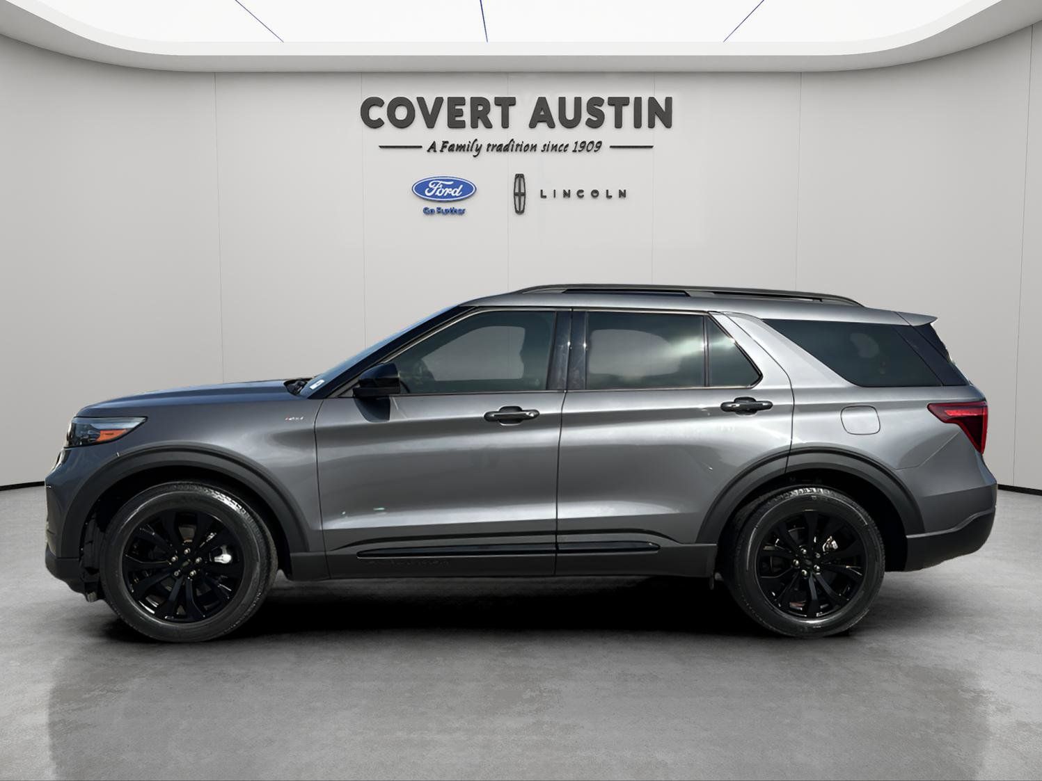 Used Car 2022 Ford Explorer  St-line For Sale Under $35,000 In Austin, Texas