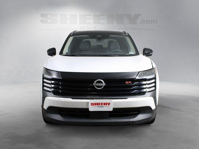 Used 2025 White Nissan SR image 3