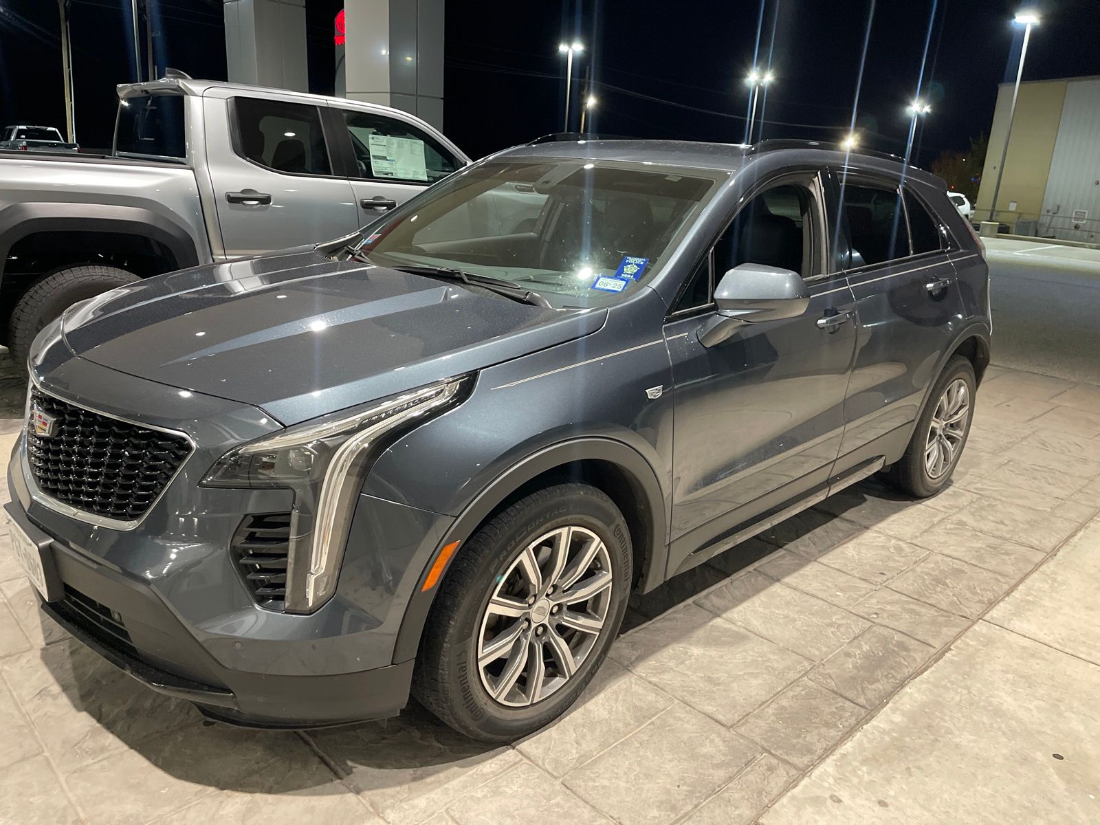 2019 Cadillac XT4 Sport 2