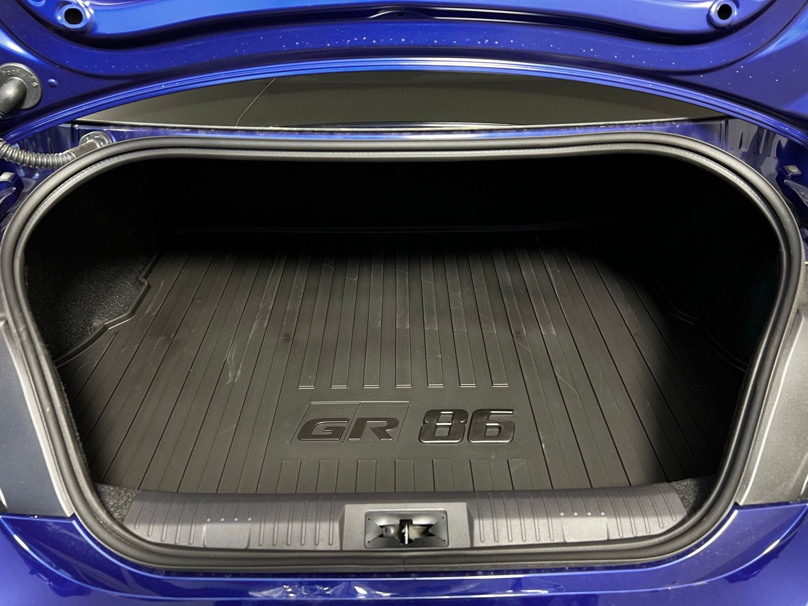 Thumbnail: 2025 Toyota GR86 - 19