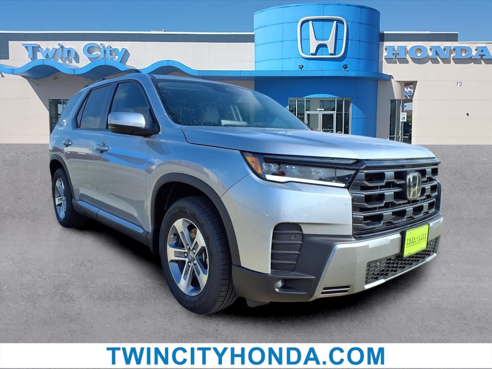 2026 Honda Pilot EX-L 2WD's photo
