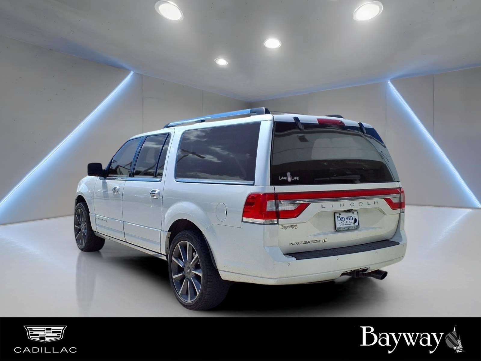 2017 Lincoln Navigator L Reserve - 7