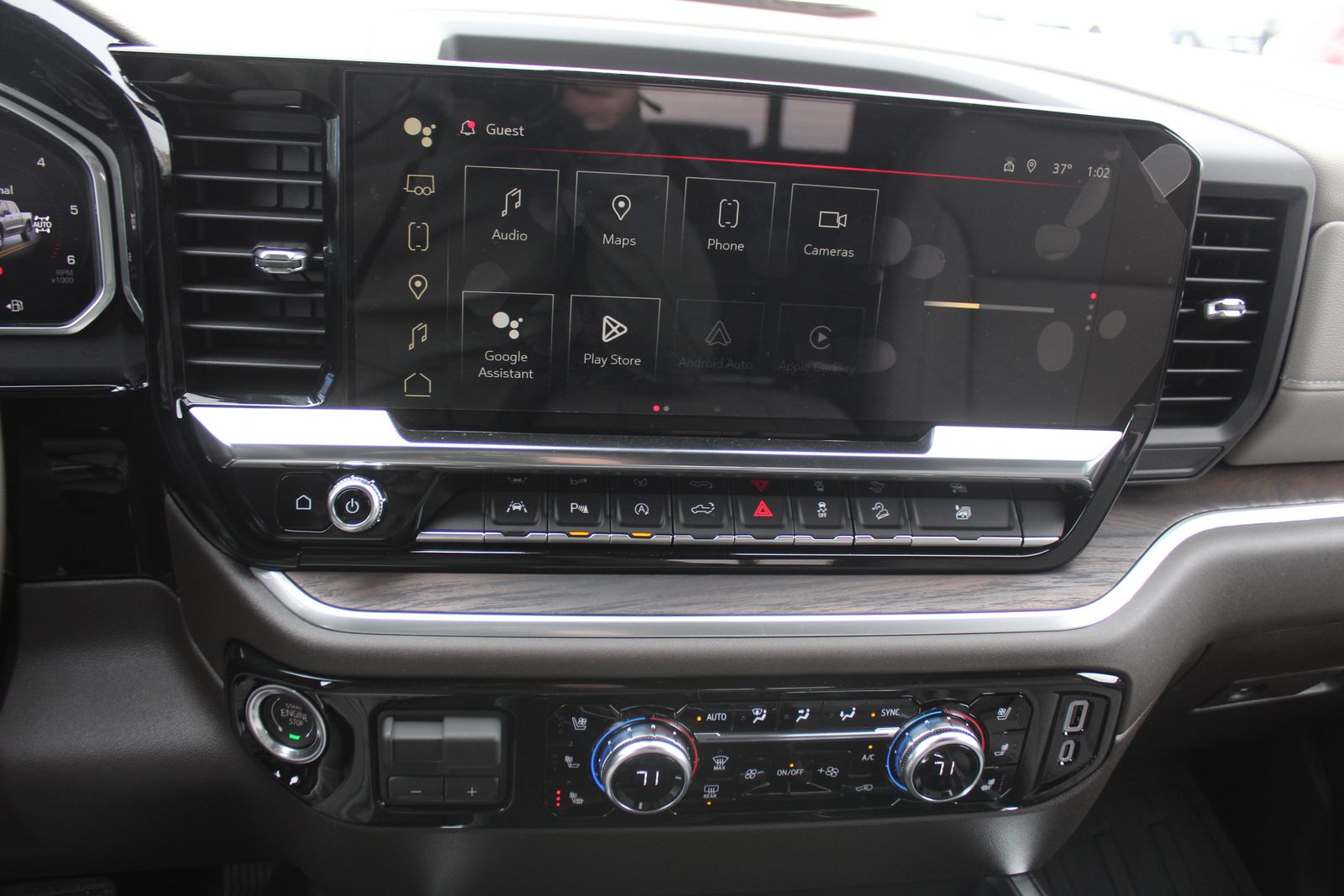 View vehicle photo 2