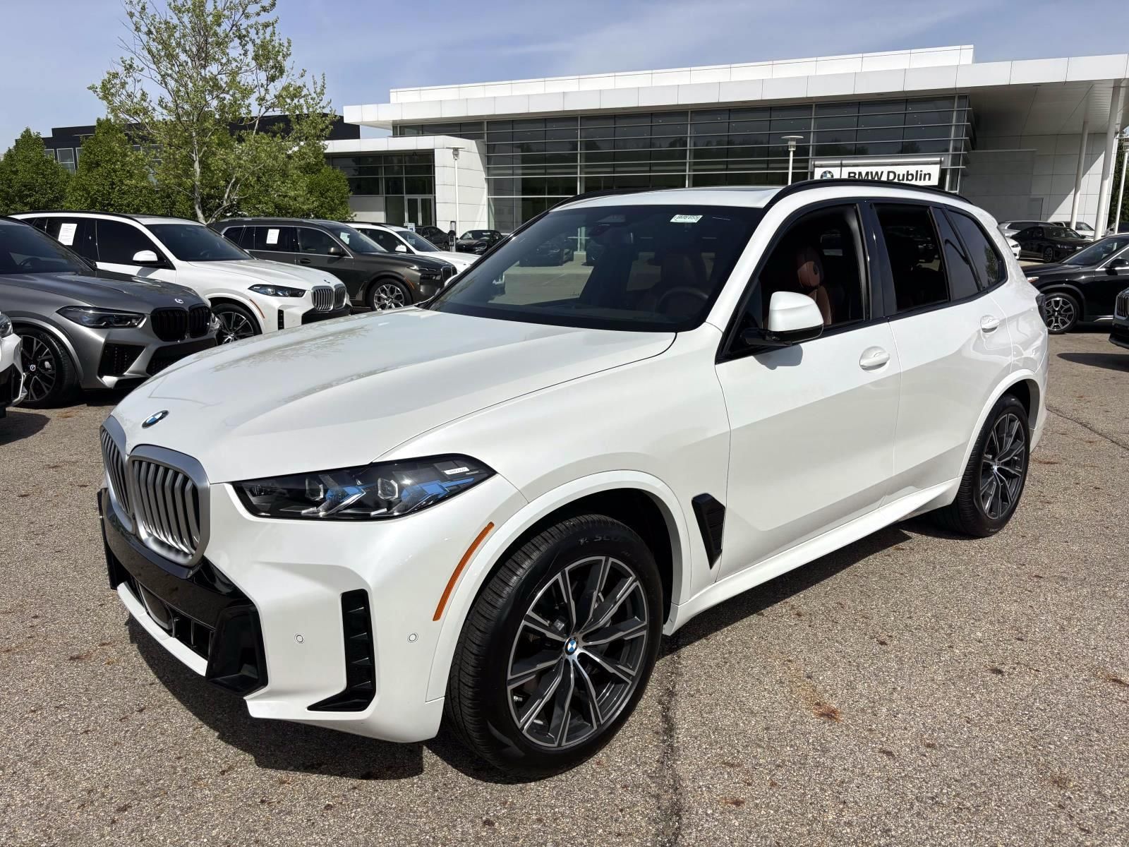 Mineral White Metallic 2026 BMW X5 xDrive40i SUV / Crossover All-Wheel Drive 8-Speed Automatic
