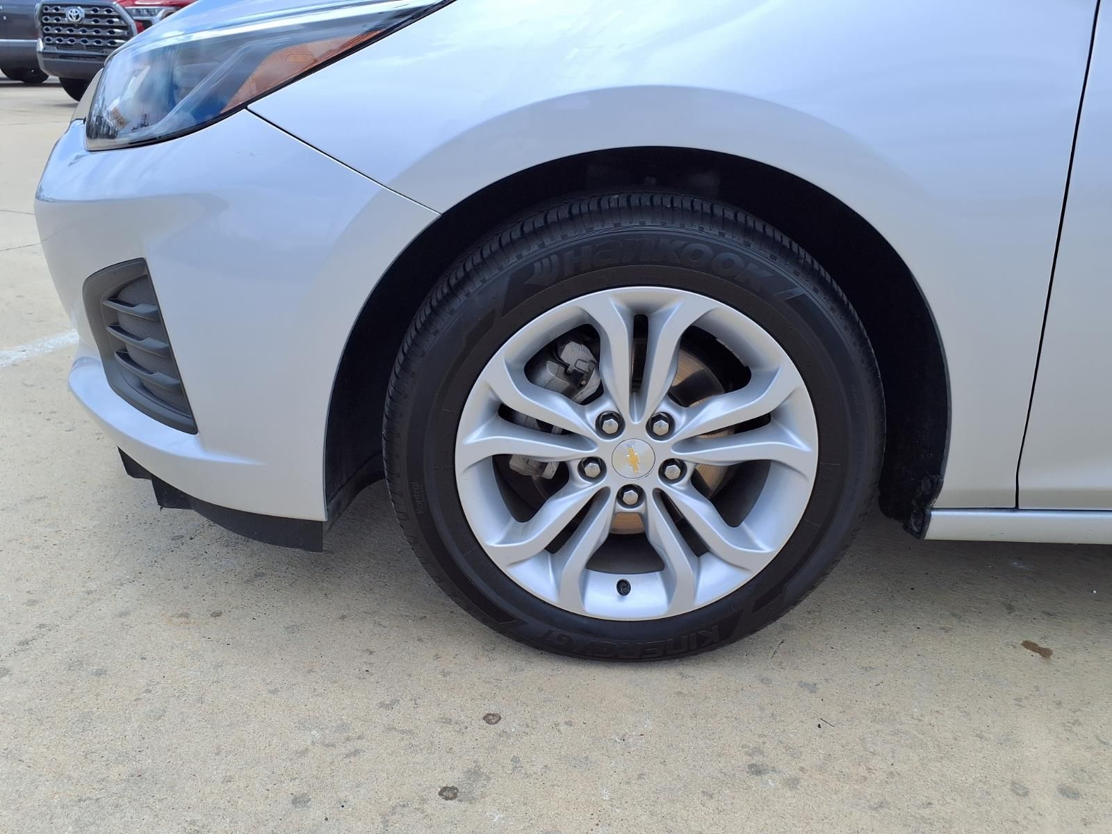 2019 Chevrolet Cruze LT Silver at Community Honda