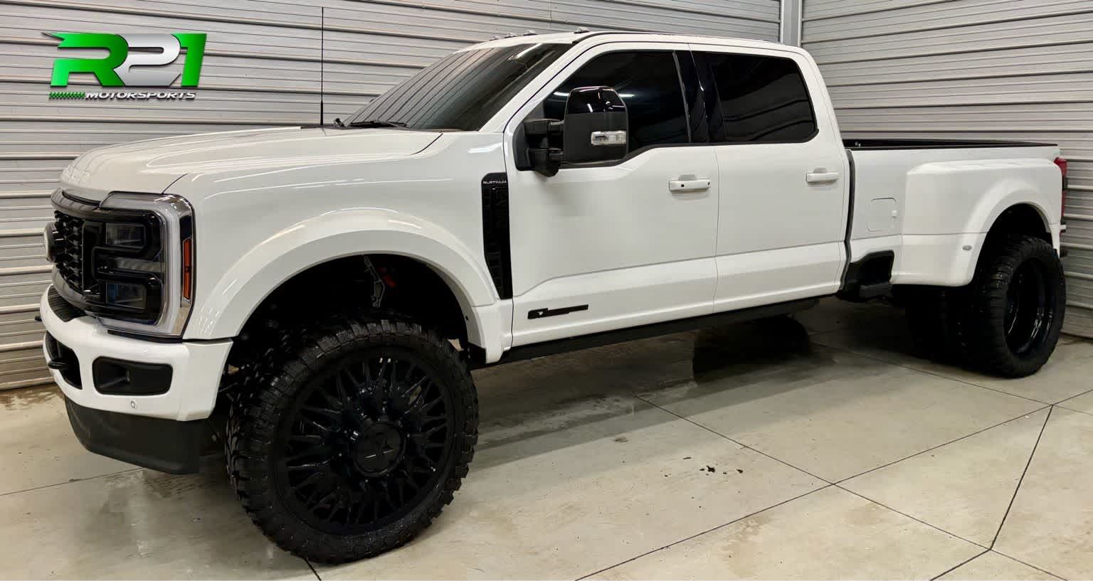 2025 Ford F-450 Platinum 4x4 Crew Cab 8' Box DRW's photo