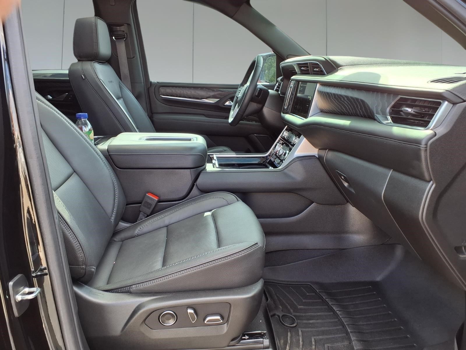 2024 GMC Yukon Denali Black at EAG Ford Navasota