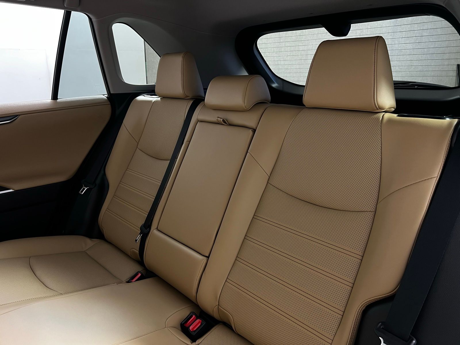 Thumbnail: 2025 Toyota RAV4 - 20