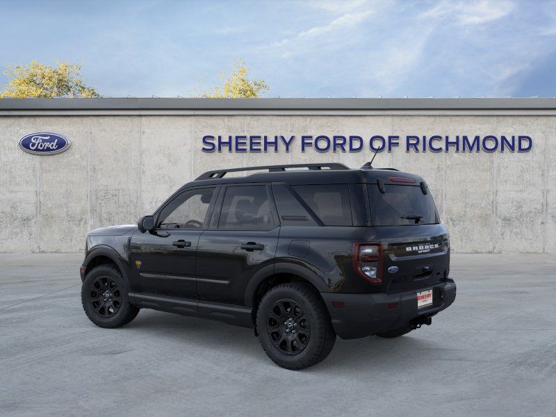 New 2025 Shadow Black Ford Badlands image 5