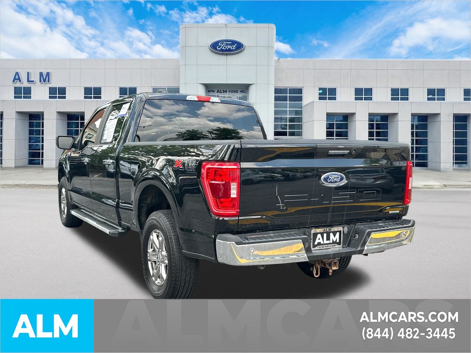 Used 2023 Black Ford XLT image 8