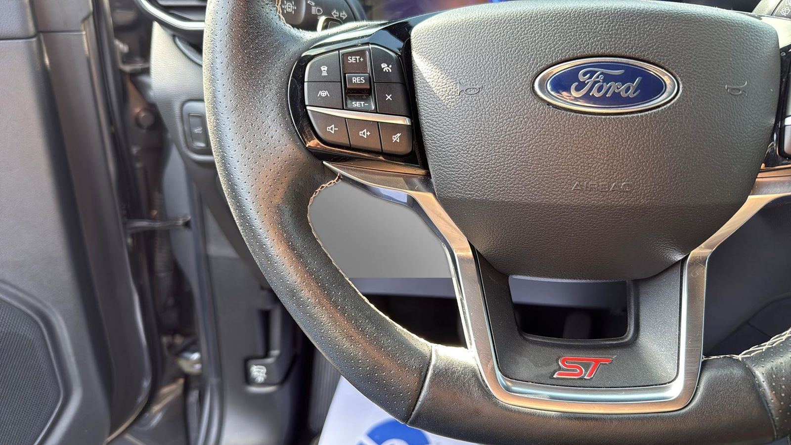 Used Car 2022 Ford Explorer  St For Sale Under $35,000 In Austin, Texas