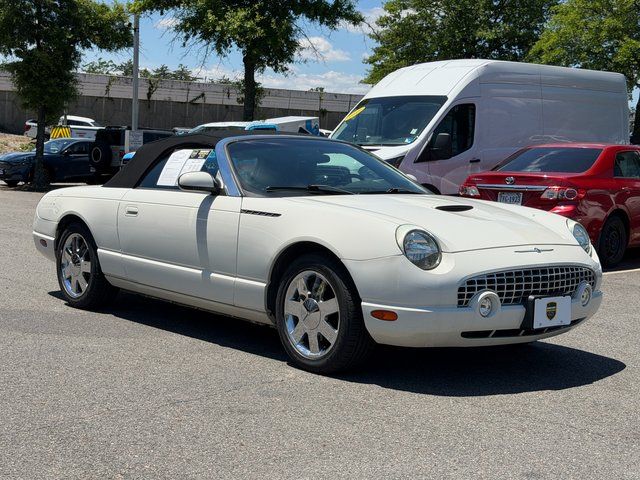 2002 Ford Thunderbird Deluxe RWD