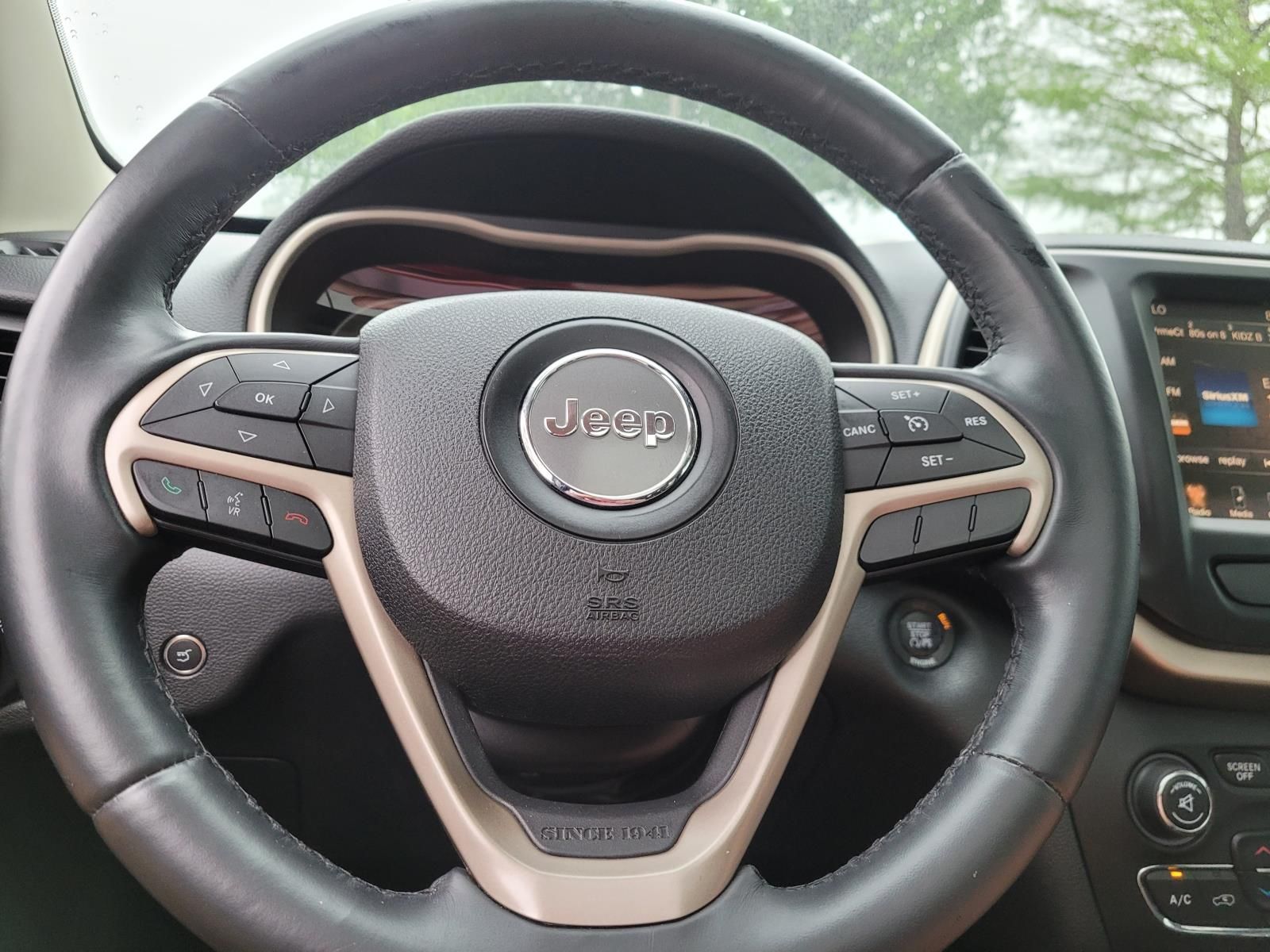 used 2016 Jeep Cherokee car, priced at $13,900