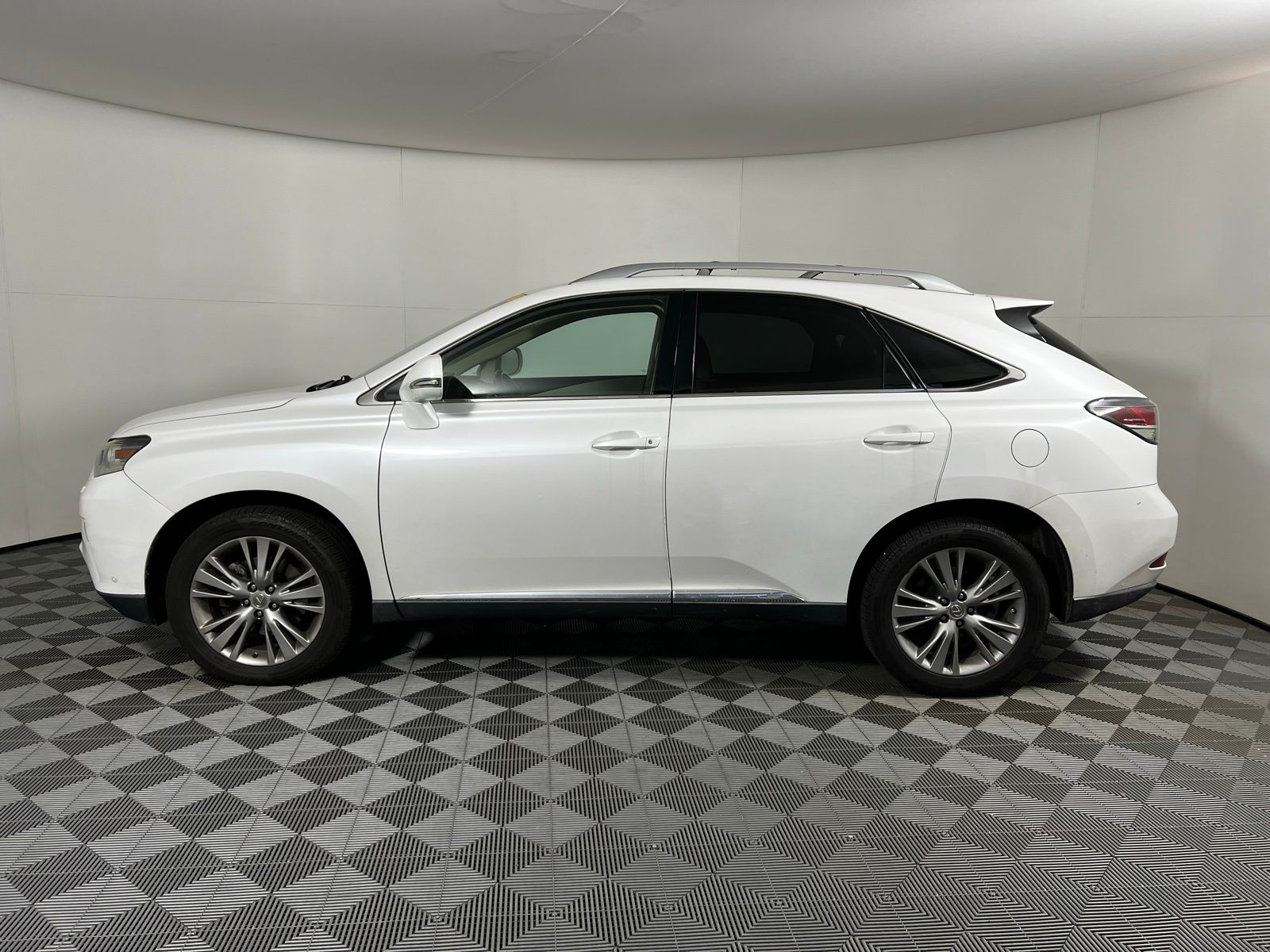 Thumbnail: 2013 Lexus RX - 8