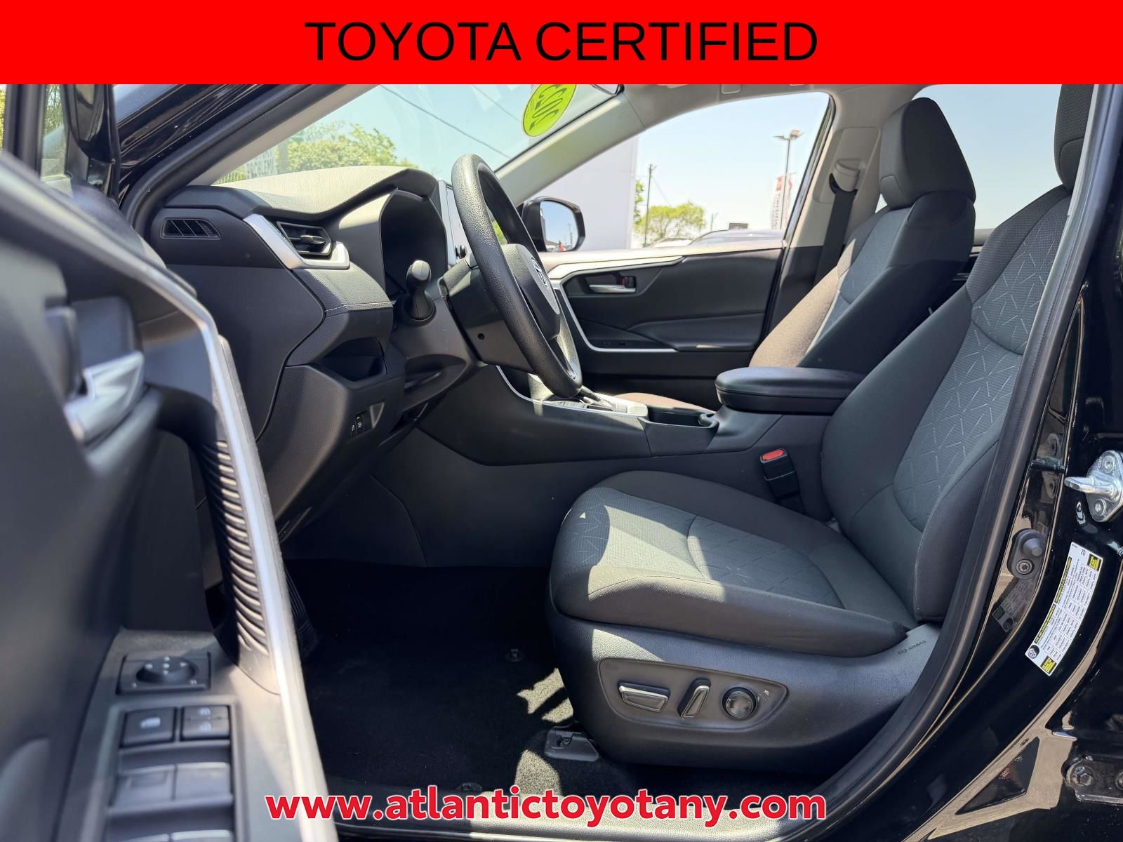 Used 2025 Toyota RAV4 SUV