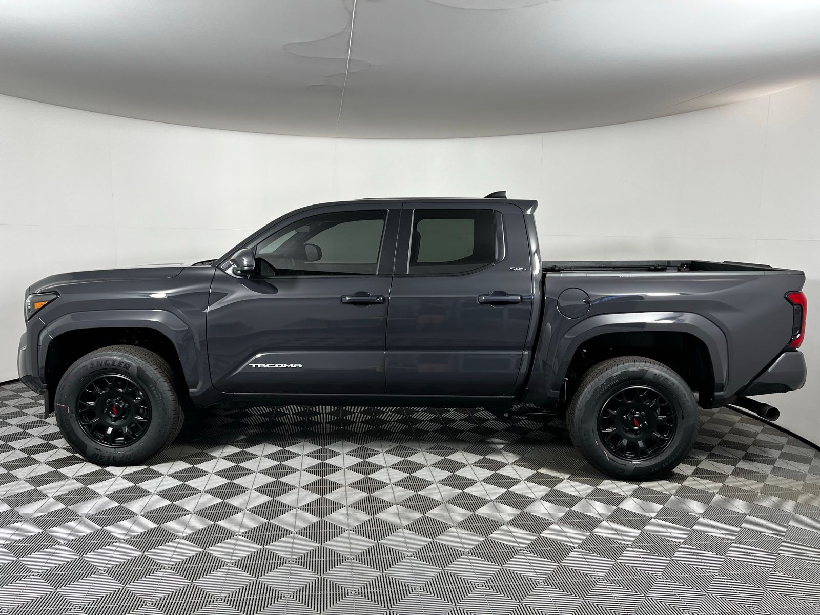 Thumbnail: 2025 Toyota Tacoma - 8