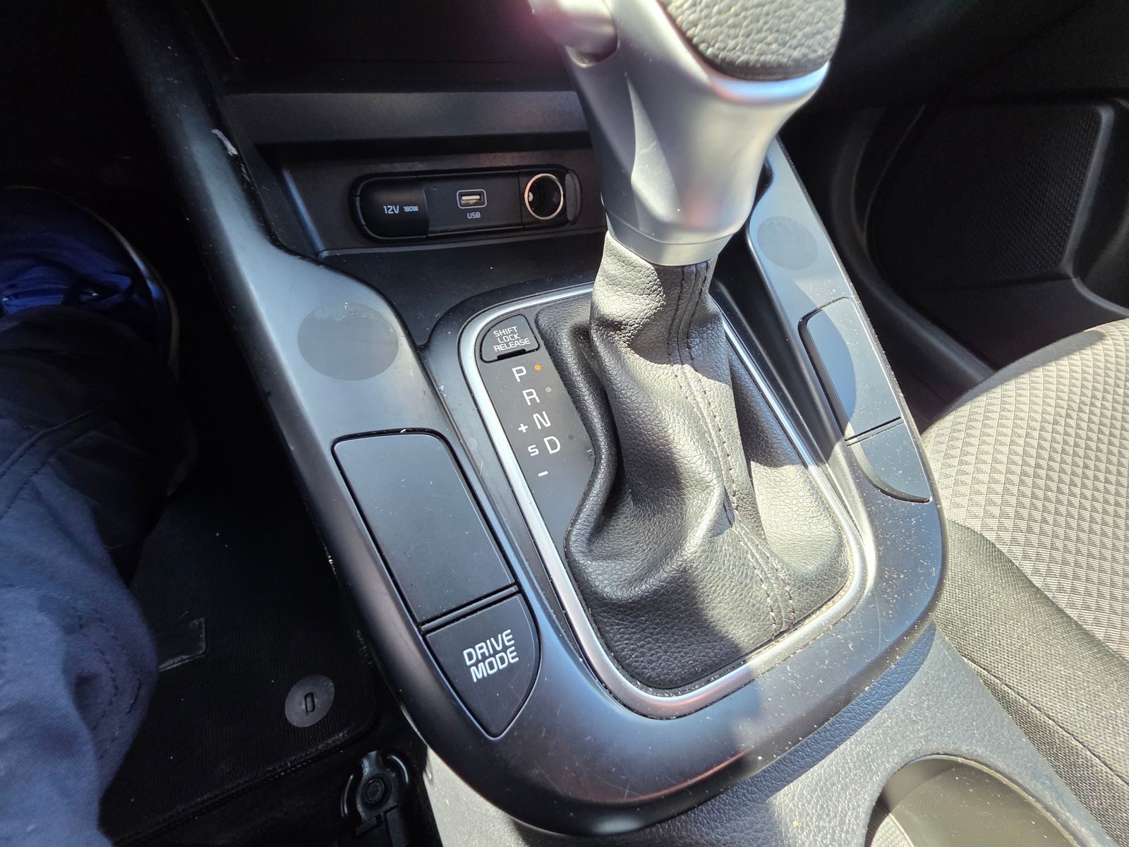 Used 2024 Gray Kia LX image 19