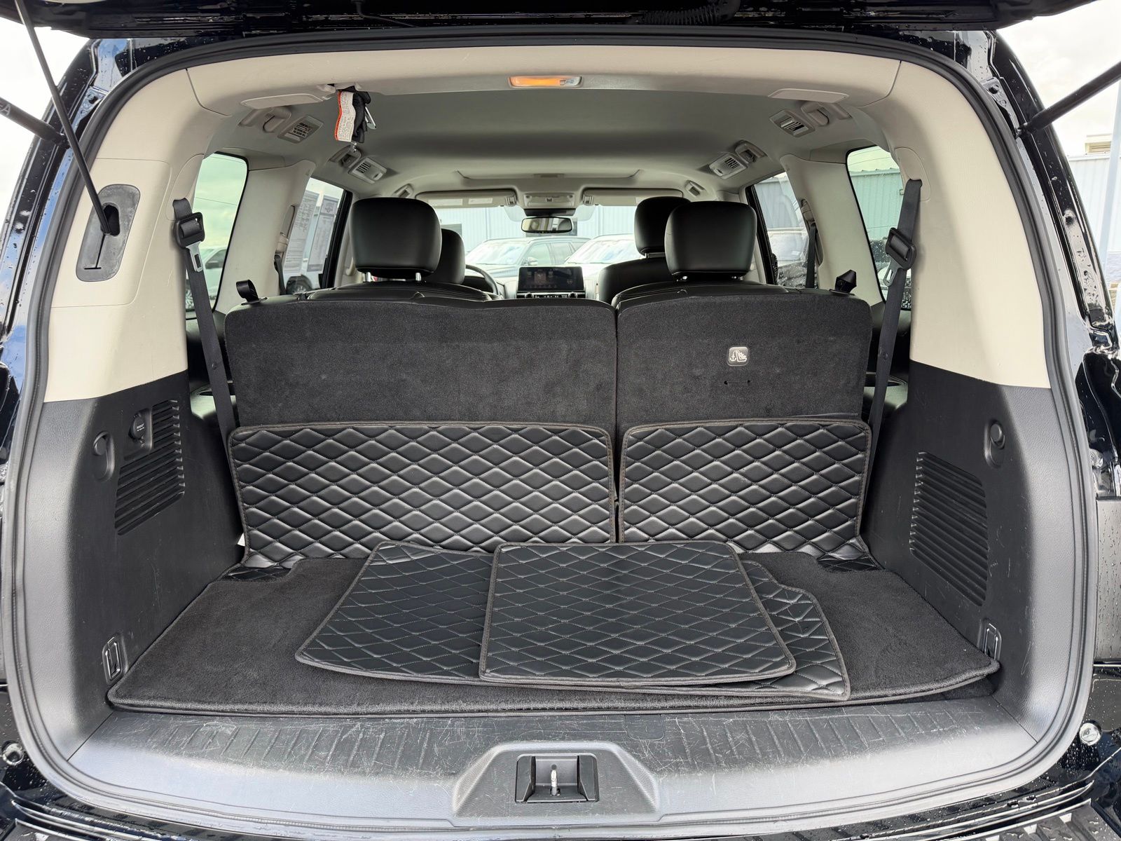 2021 Nissan Armada image 10