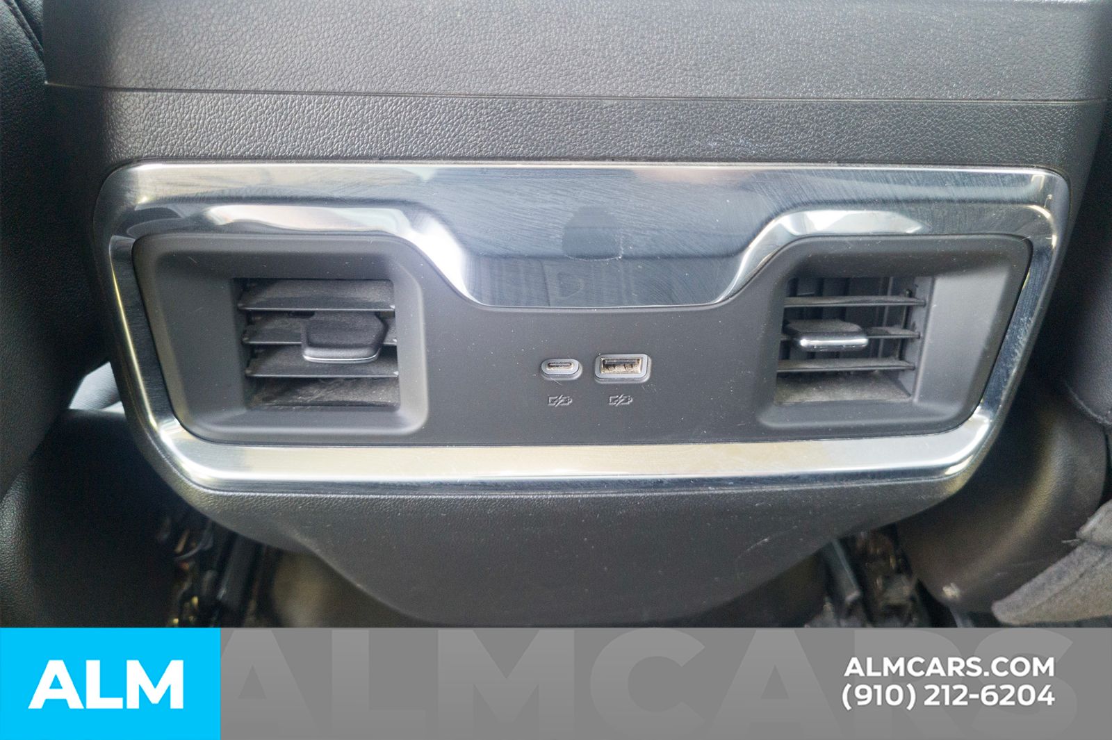 Used 2025 Sterling Metallic GMC Elevation image 22