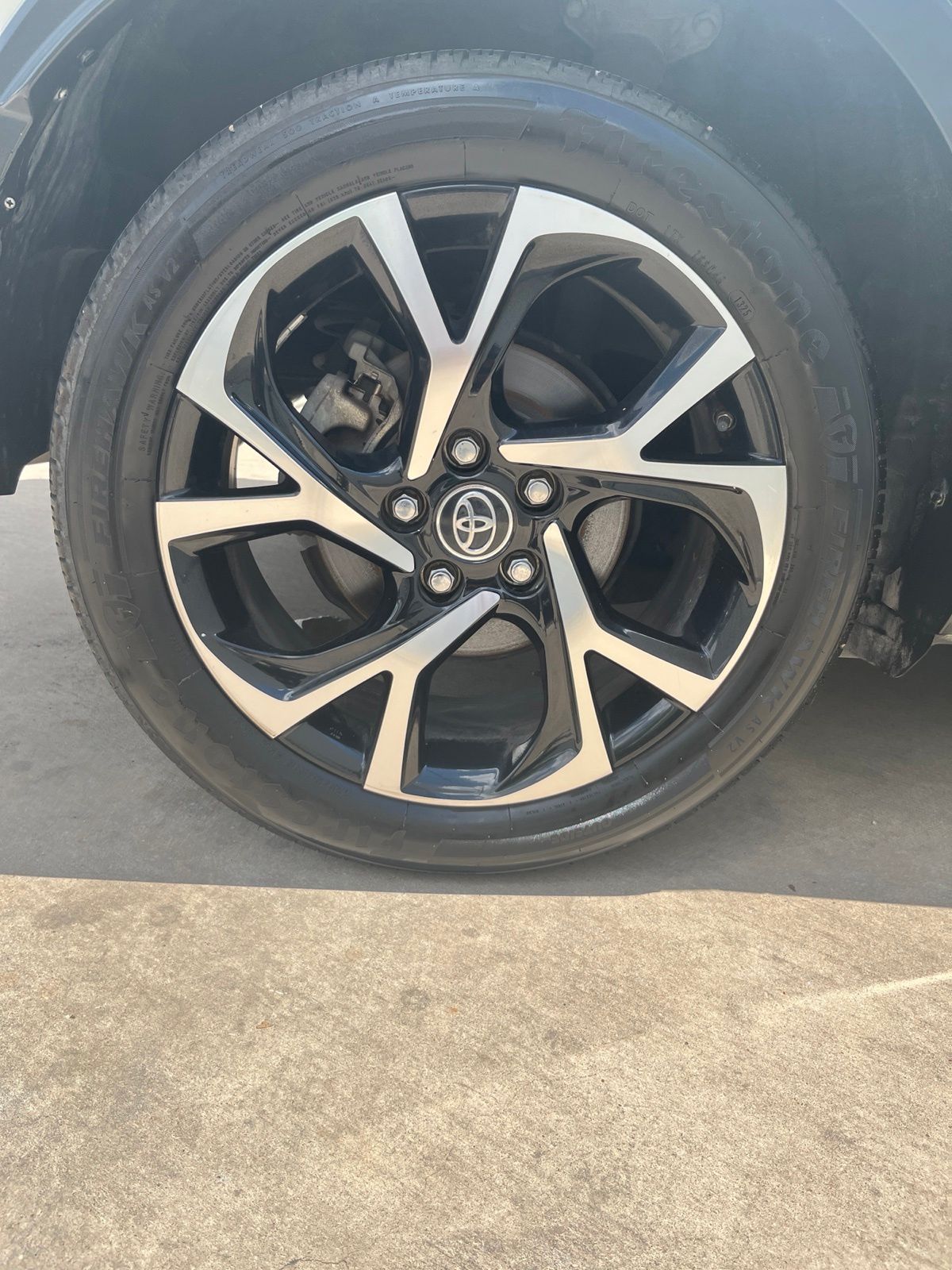 Used Car 2018 Toyota C-hr  Xle For Sale Under $15,000 In Austin, Texas